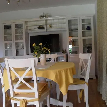 Holiday home In With Barbecue *