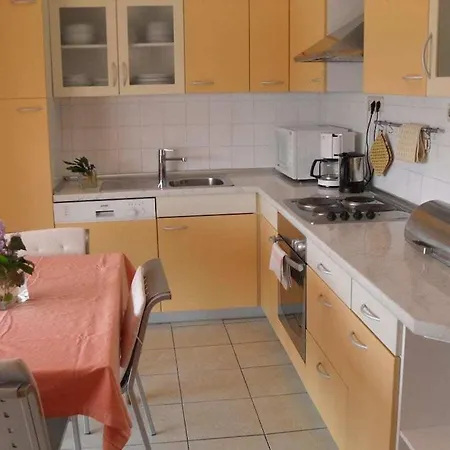 In With Barbecue Holiday home Punat